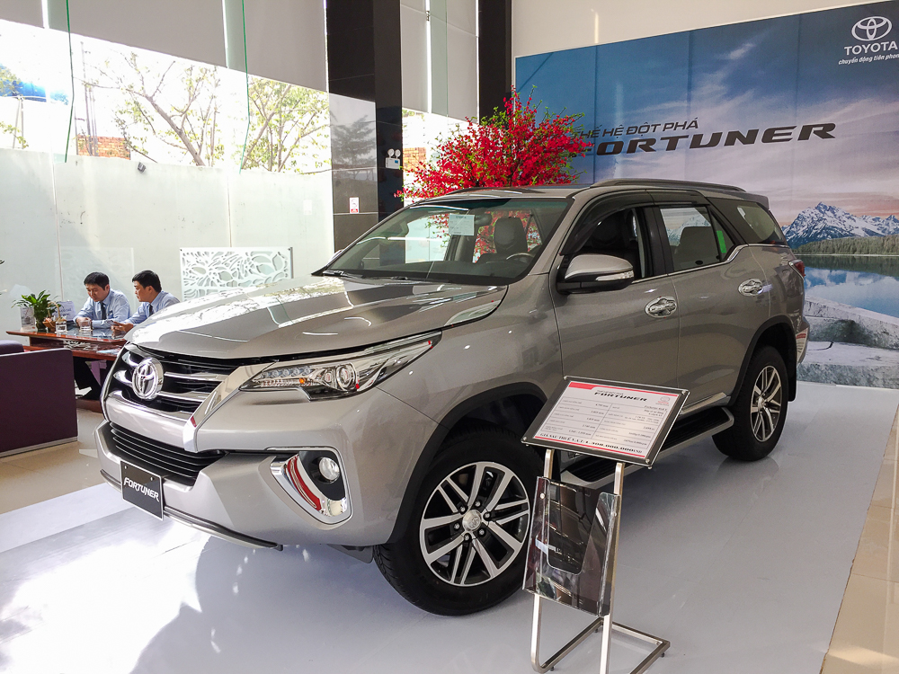 Fortuner 2017 máy xăng